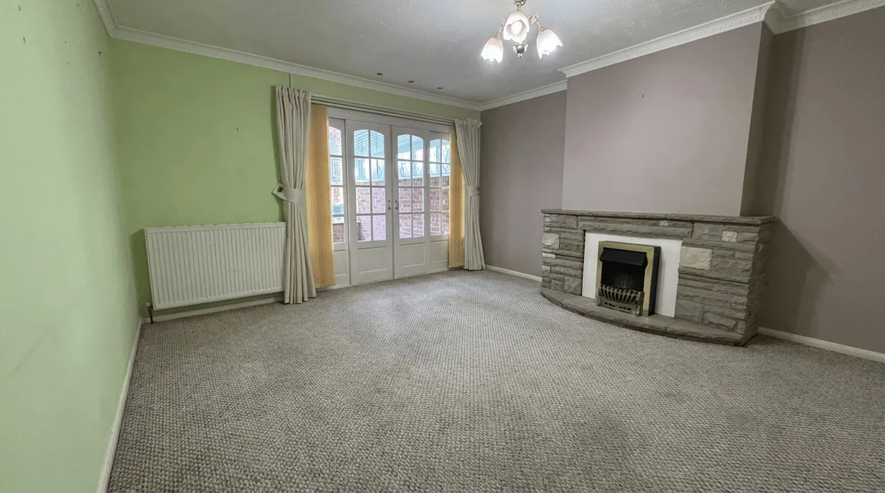King Georges Road, Pilgrims Hatch, CM15, photo 5