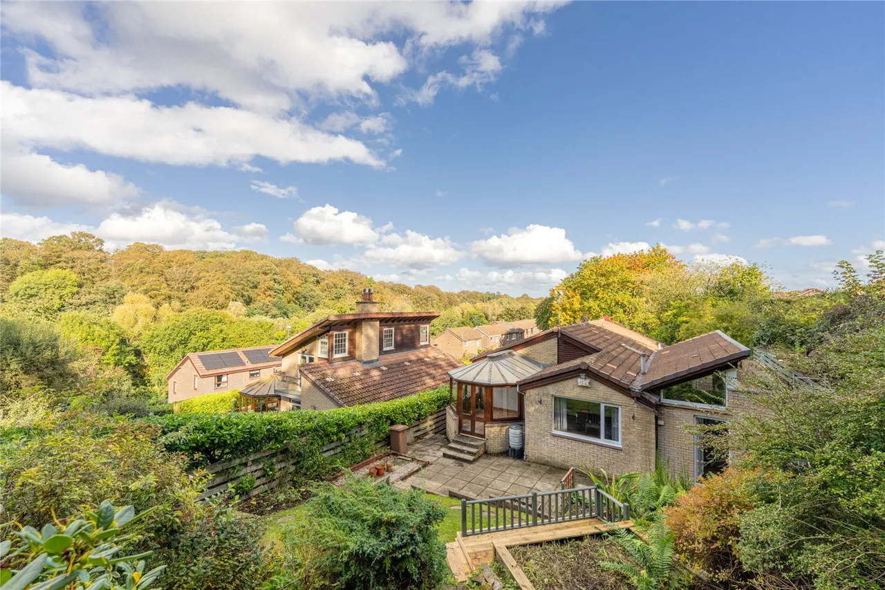 4 bed house for sale, Hallcroft Green, Ratho, EH28