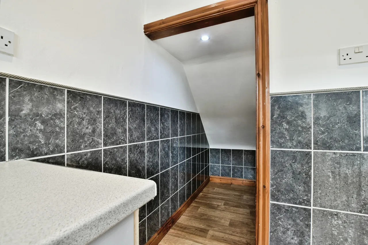 Kenilworth Green, Macclesfield, SK11, photo 8