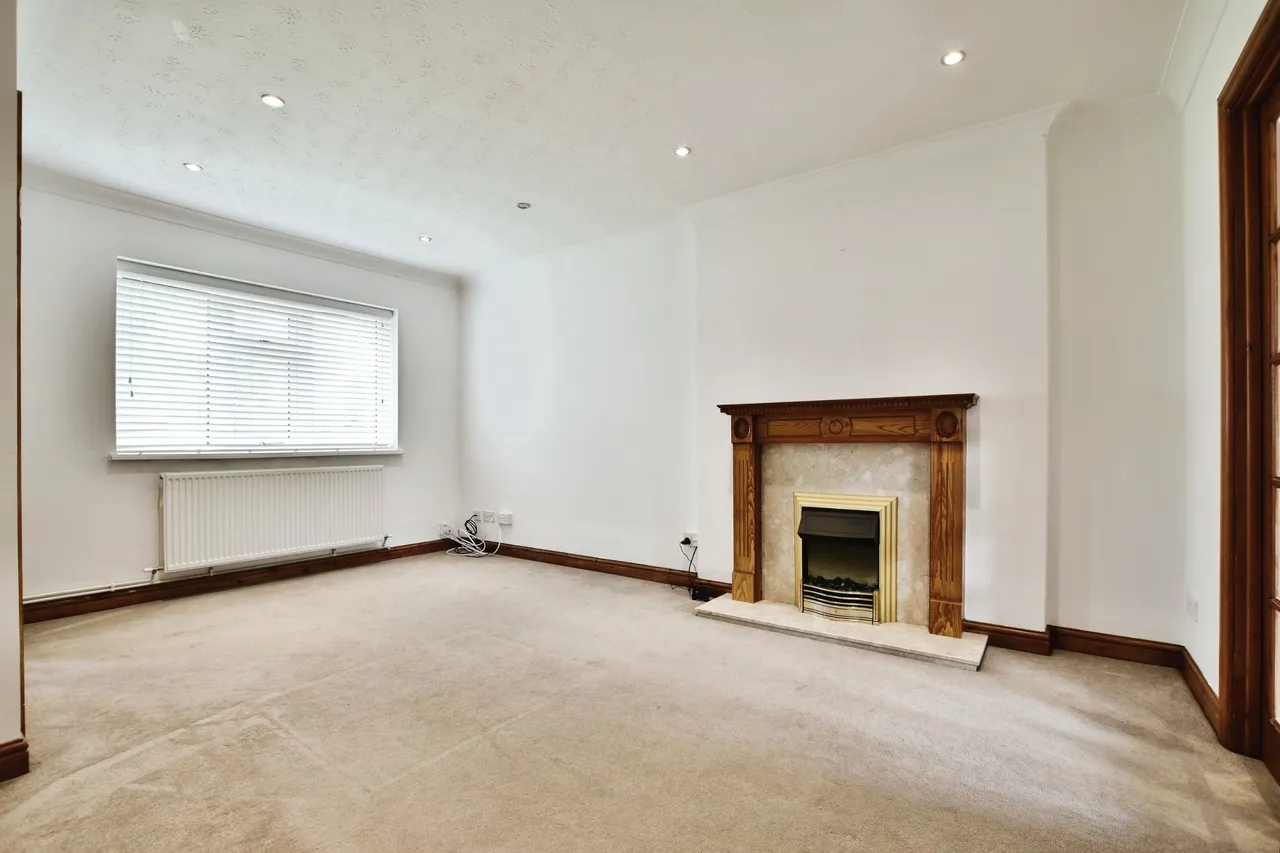 Kenilworth Green, Macclesfield, SK11, photo 13