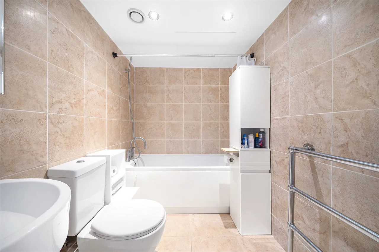 Chiswick View, Acton Lane, W4, photo 8