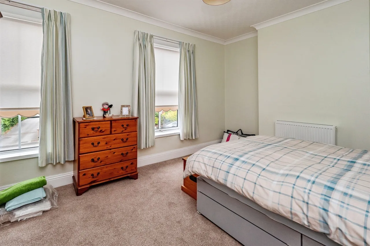 Grovehill Road, Beverley, photo 6