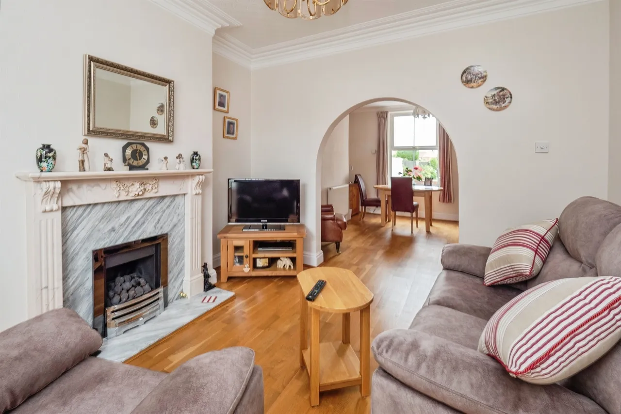 Grovehill Road, Beverley, photo 4