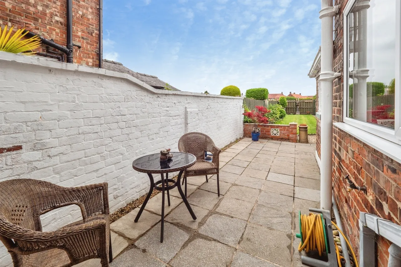 Grovehill Road, Beverley, photo 11
