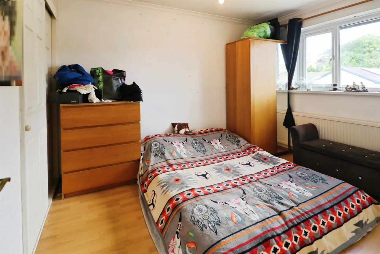 Bassett Road, Penarth, CF64, photo 13