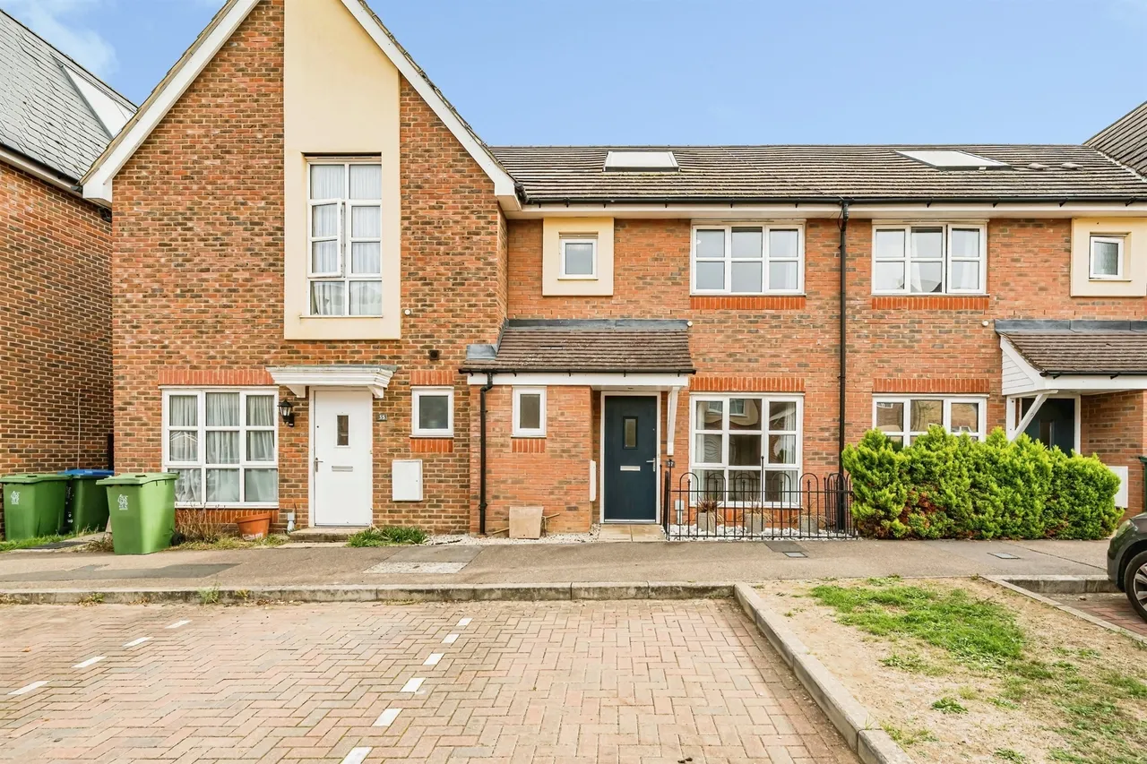 3 bed house for sale, Fuggle Drive, Aylesbury, HP21