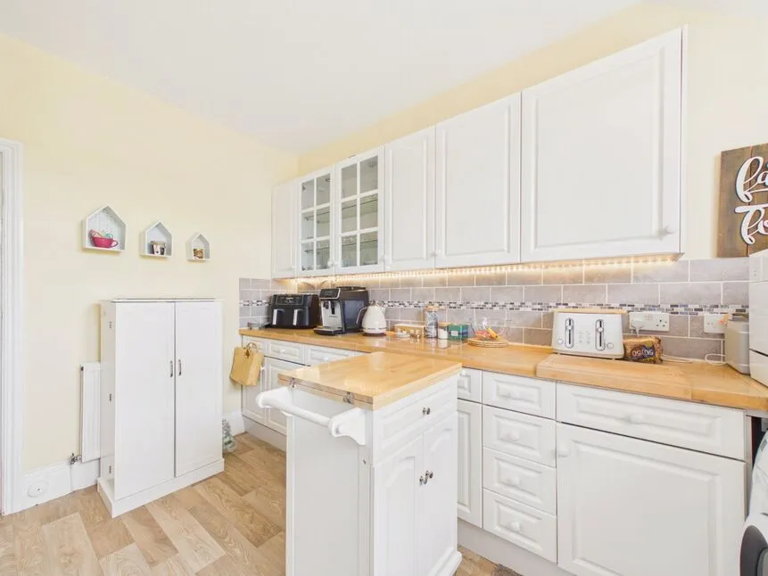 Shorncliffe Road, Folkestone, Kent, CT20, photo 12
