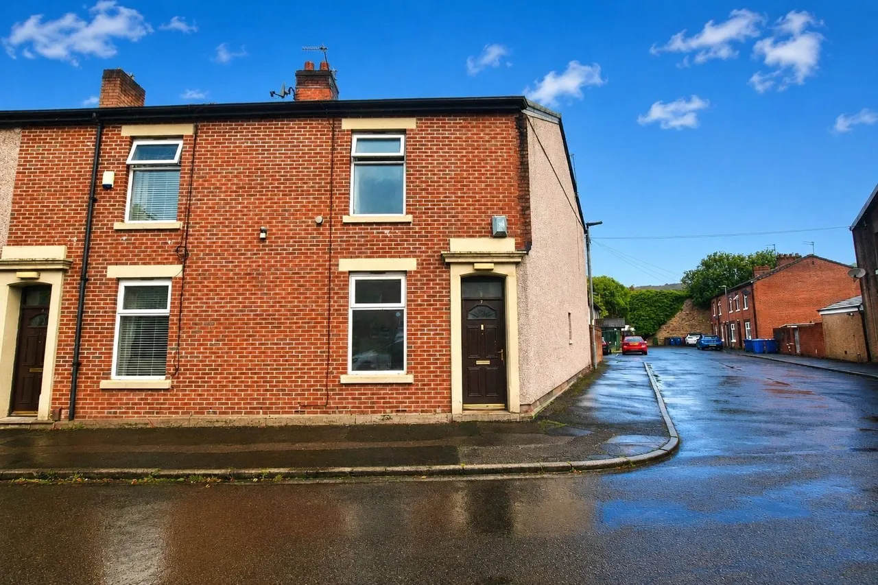 2 bed house for sale — Lancaster Street, Wensley Fold, Blackburn, Lancashire, BB2