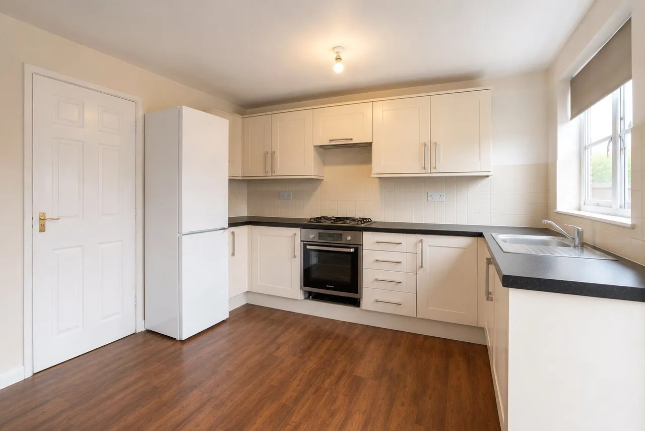 Cadwell Close, Lincoln, Lincolnshire, LN6, photo 3