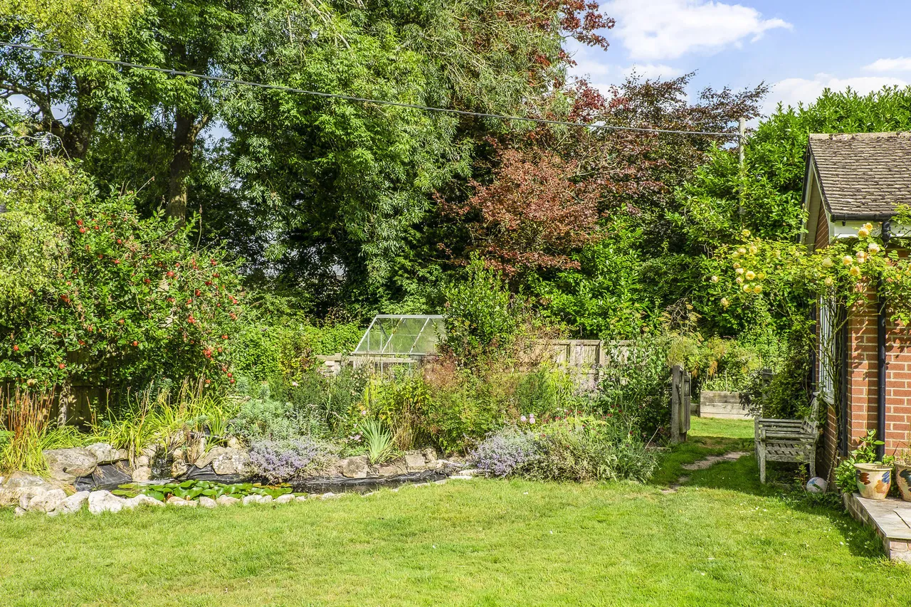Stanton St Bernard, Marlborough, SN8, photo 10