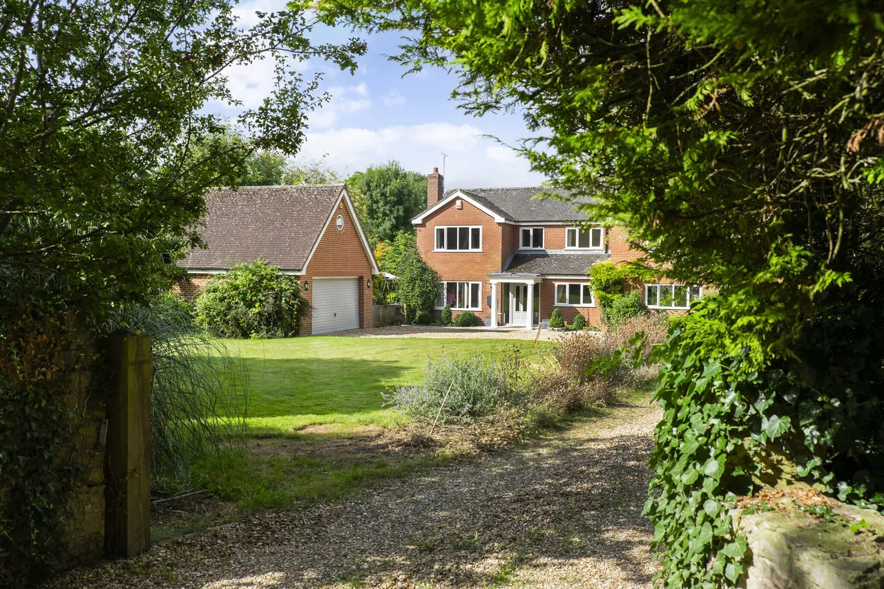 Stanton St Bernard, Marlborough, SN8, photo 11