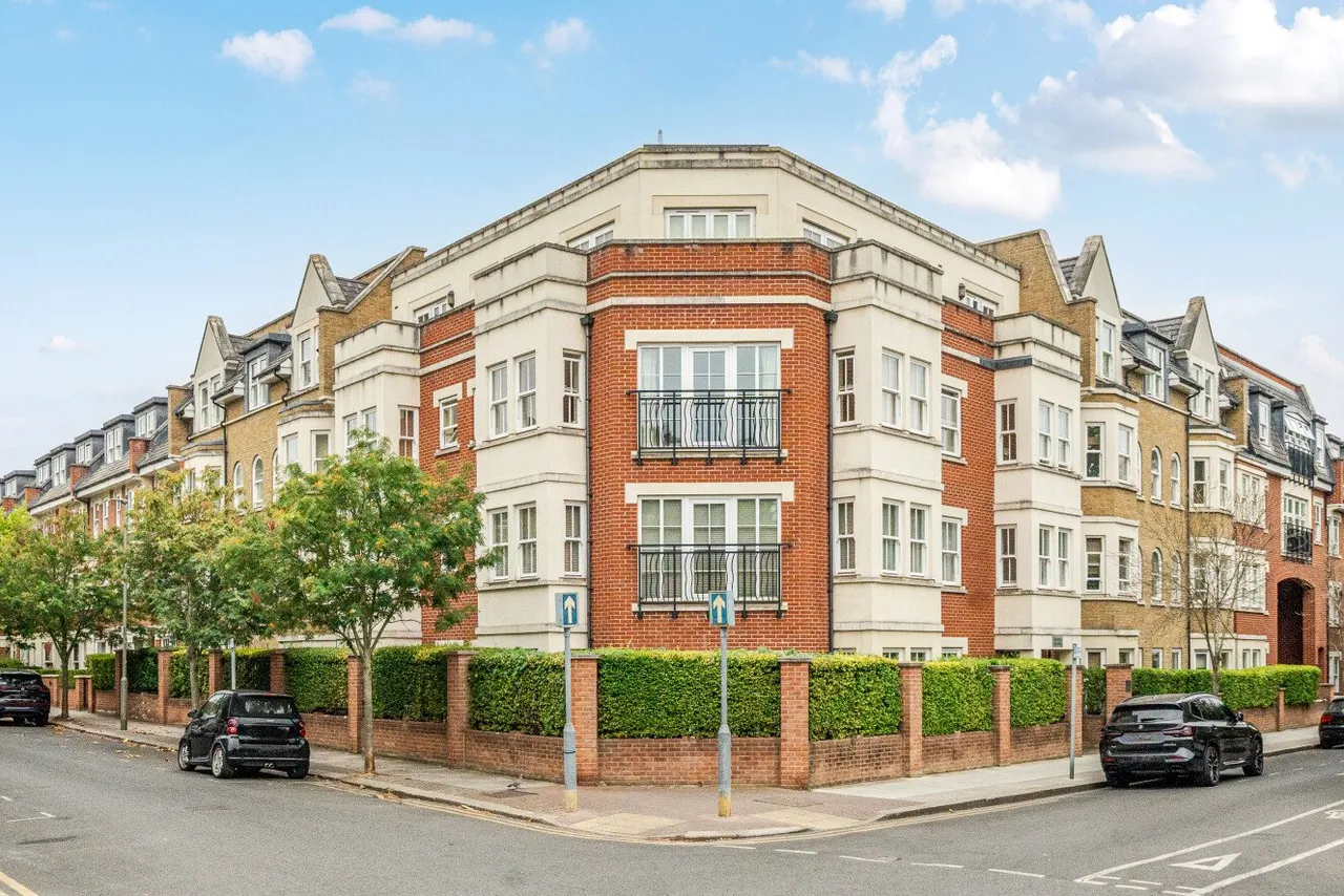 Wendle Square, Battersea, SW11, photo 16
