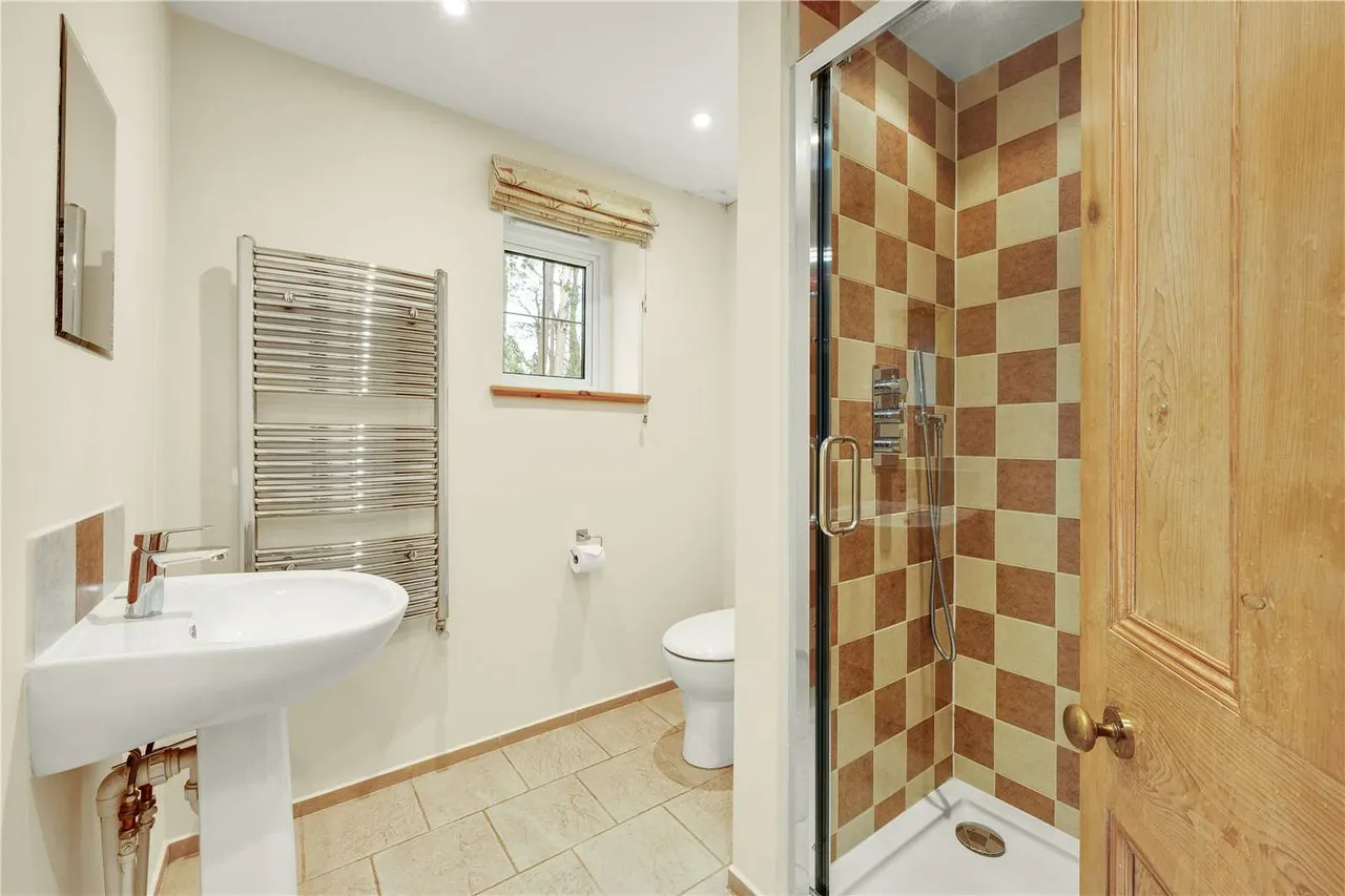Whitmead Lane, Tilford, GU10, photo 14