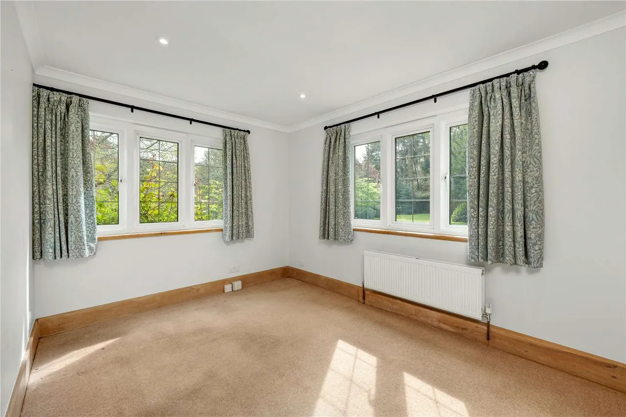 Whitmead Lane, Tilford, GU10, photo 12