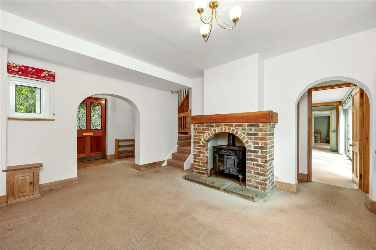 Whitmead Lane, Tilford, GU10, photo 11