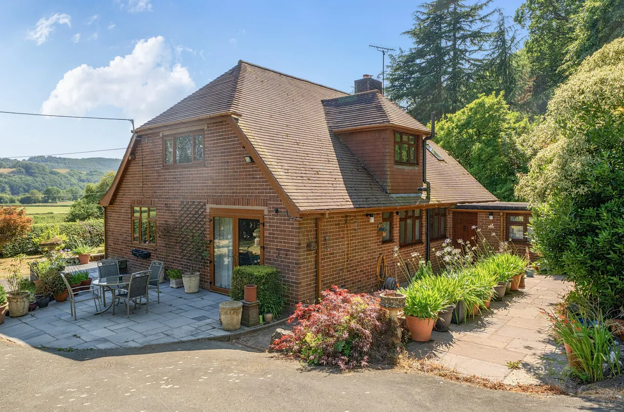 Meifod, Powys, photo 23