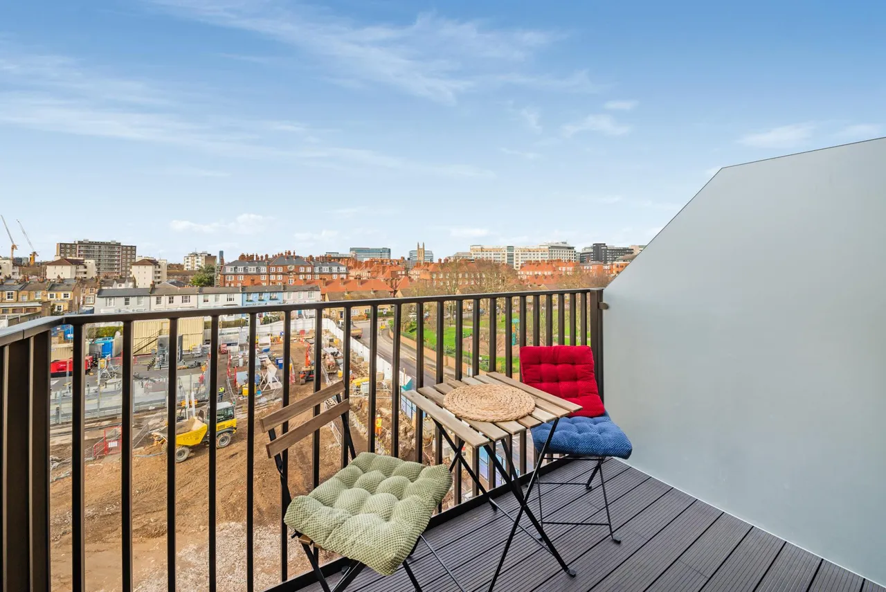 Parrs Way, Hammersmith, W6, photo 4