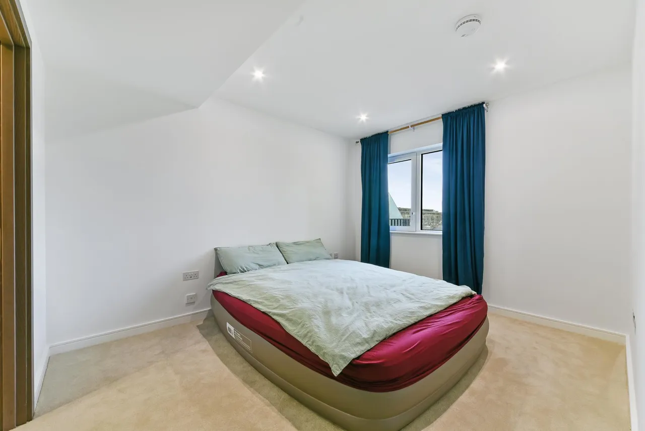 Parrs Way, Hammersmith, W6, photo 5