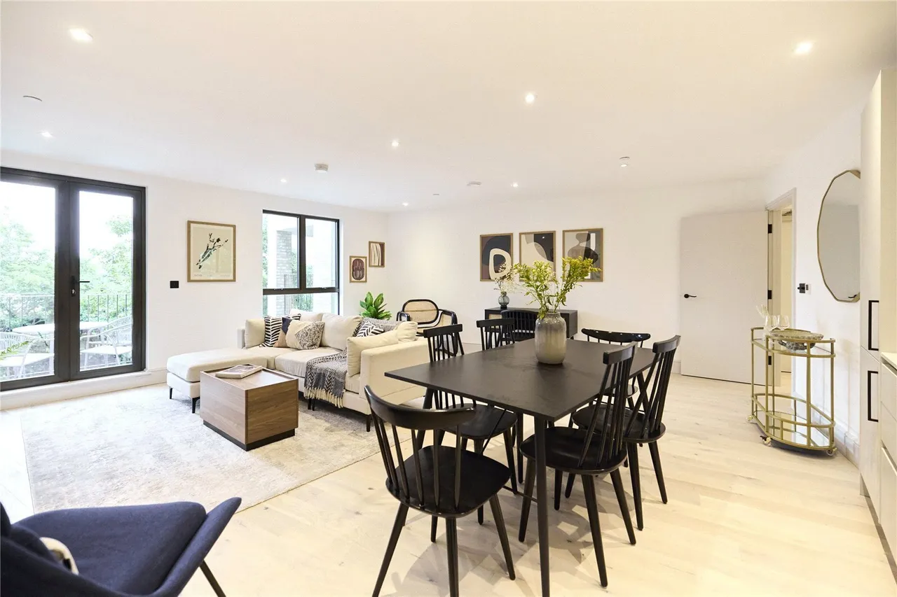 Station Road, London, SW19, photo 11