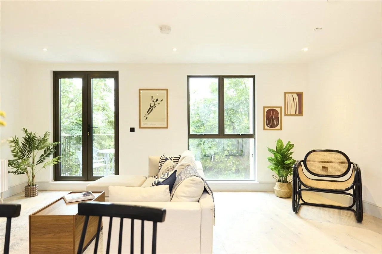 Station Road, London, SW19, photo 2