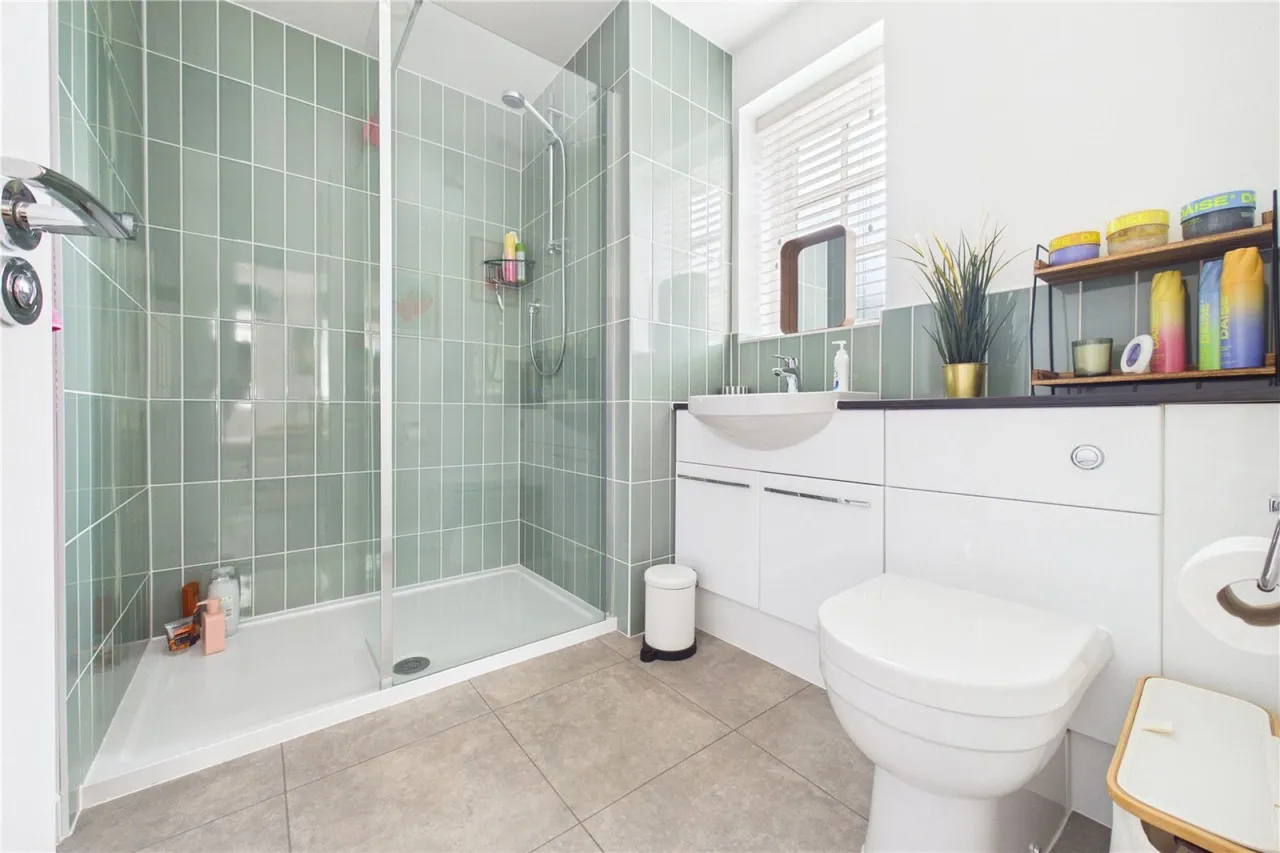 Josephine Crescent, Burghfield Common, RG7, photo 9