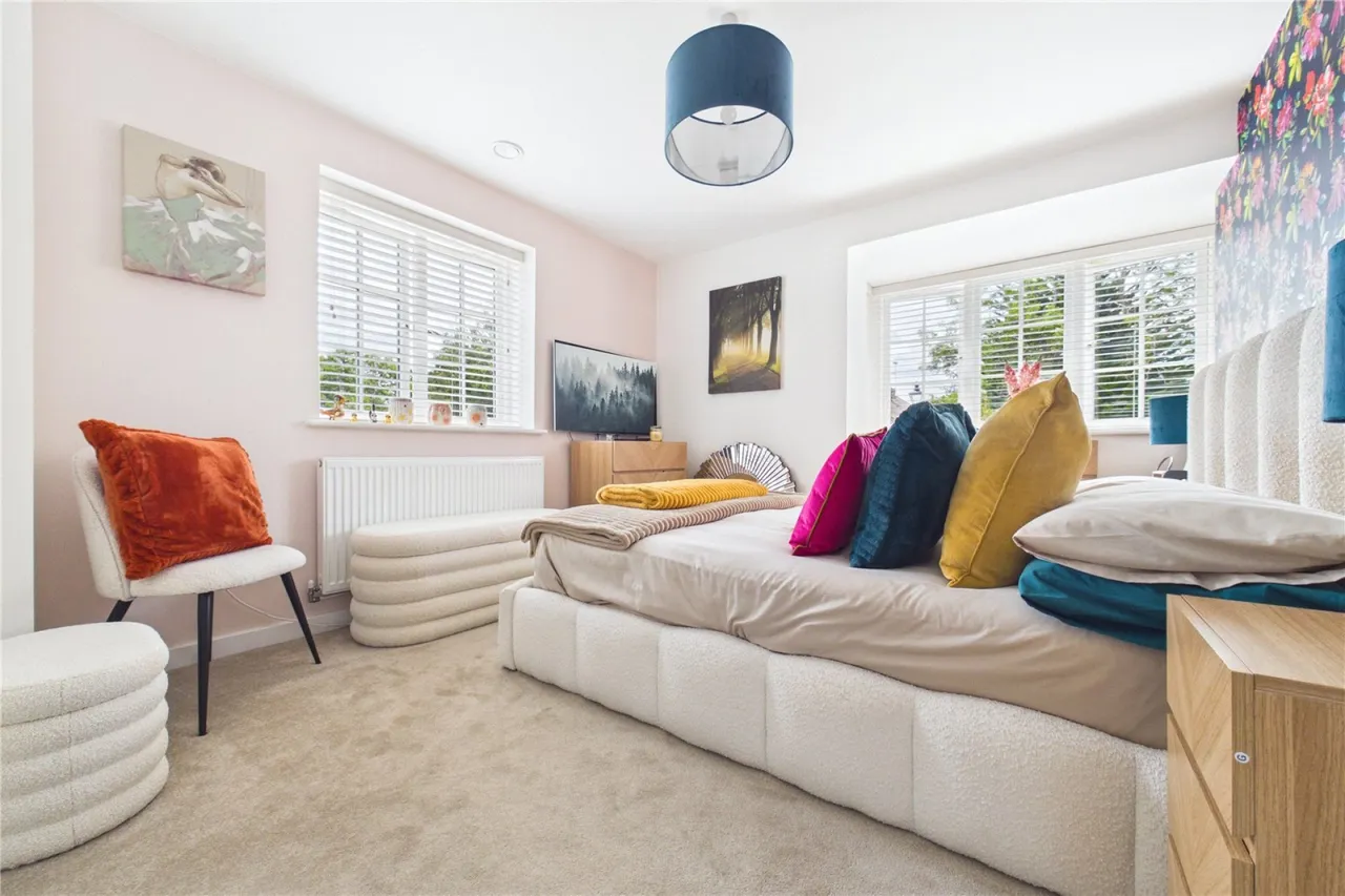 Josephine Crescent, Burghfield Common, RG7, photo 8