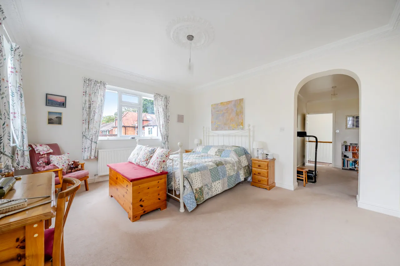 All Hallows Road, Caversham, RG4, photo 9