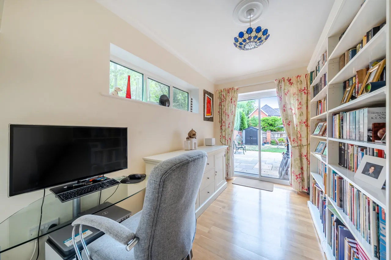 All Hallows Road, Caversham, RG4, photo 7