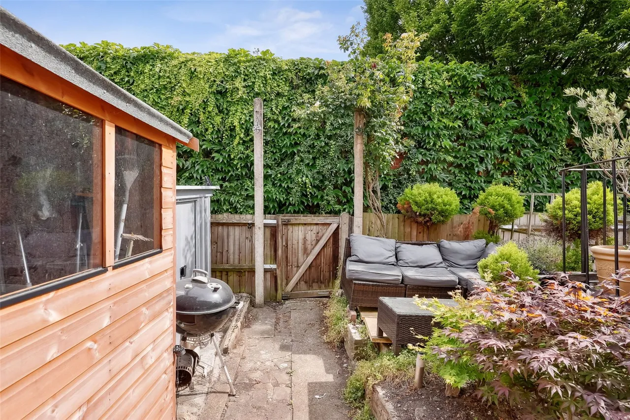Godstone Road, St Margarets, TW1 1JX, photo 12
