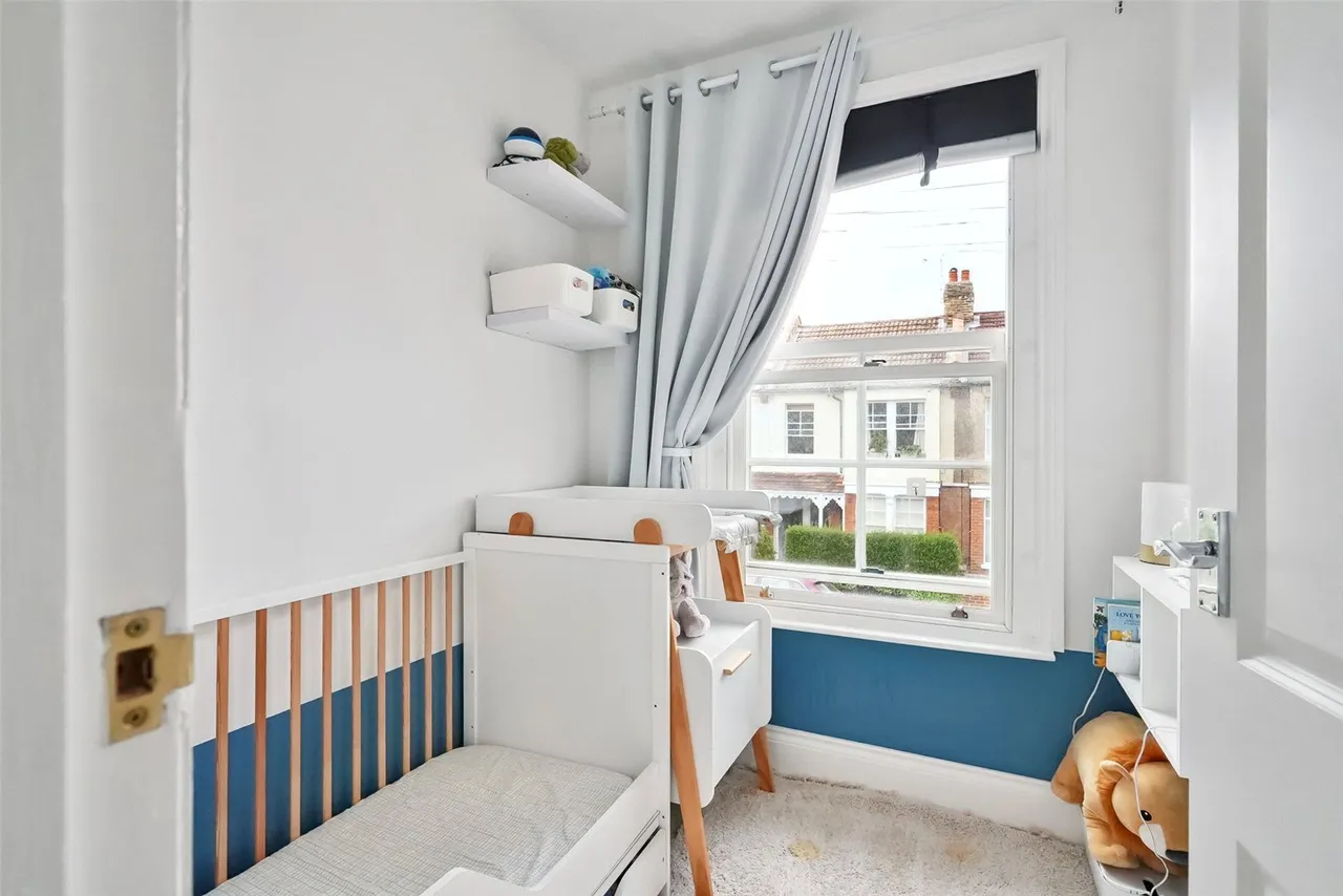Godstone Road, St Margarets, TW1 1JX, photo 9