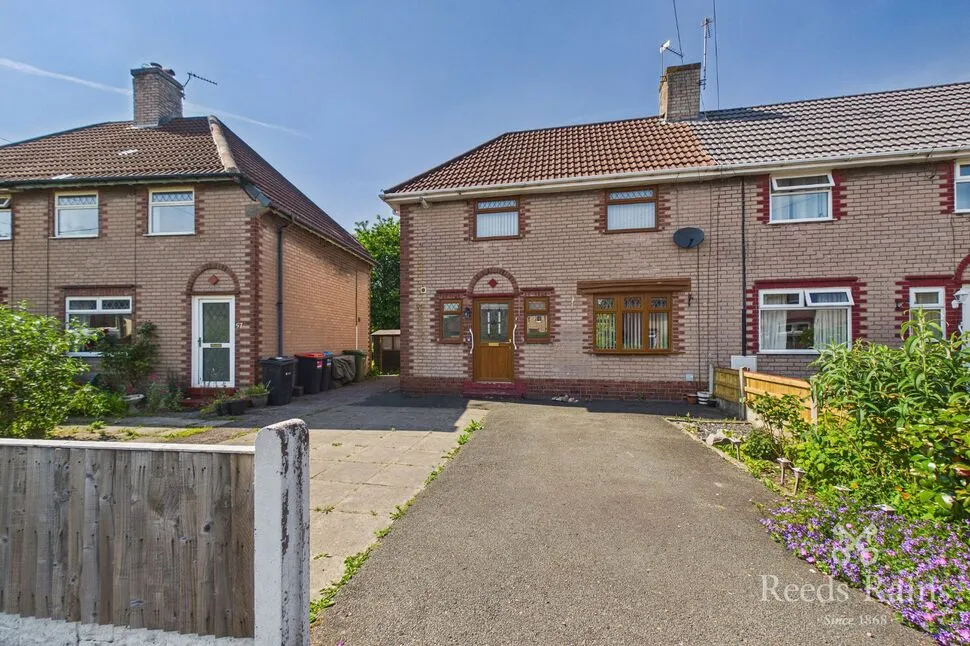 2 bed house for sale — Melchett Crescent, Rudheath, Cheshire, CW9