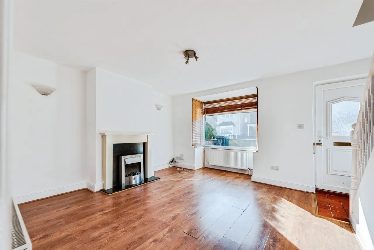 Ferndale Road, Swindon, SN2, photo 5