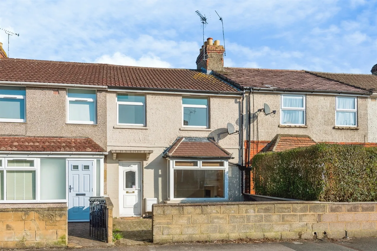 Ferndale Road, Swindon, SN2, photo 15