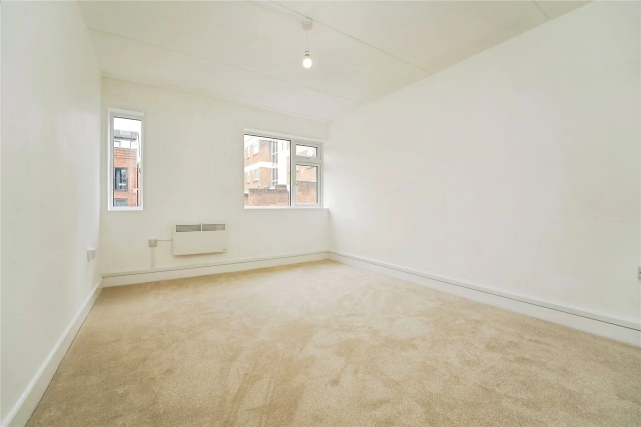 Columbia Close, Gloucester, Gloucestershire, GL1, photo 6