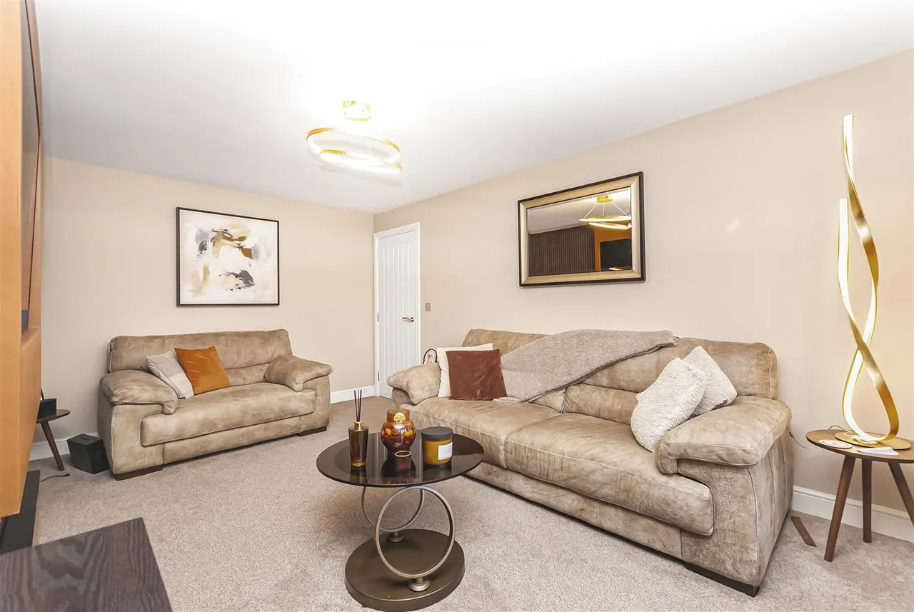 Fletcher Close, Ramsbottom, Lancashire, BL0 0FU, photo 14