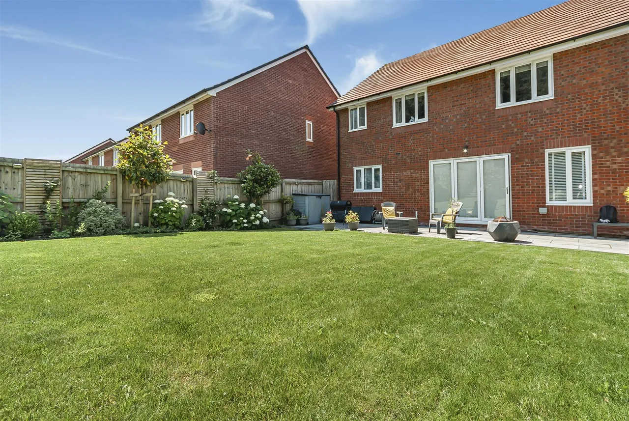 Fletcher Close, Ramsbottom, Lancashire, BL0 0FU, photo 42