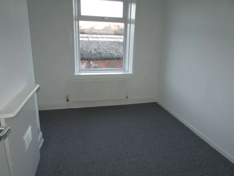 Equitable Street Milnrow, Rochdale OL16 4HD, photo 6