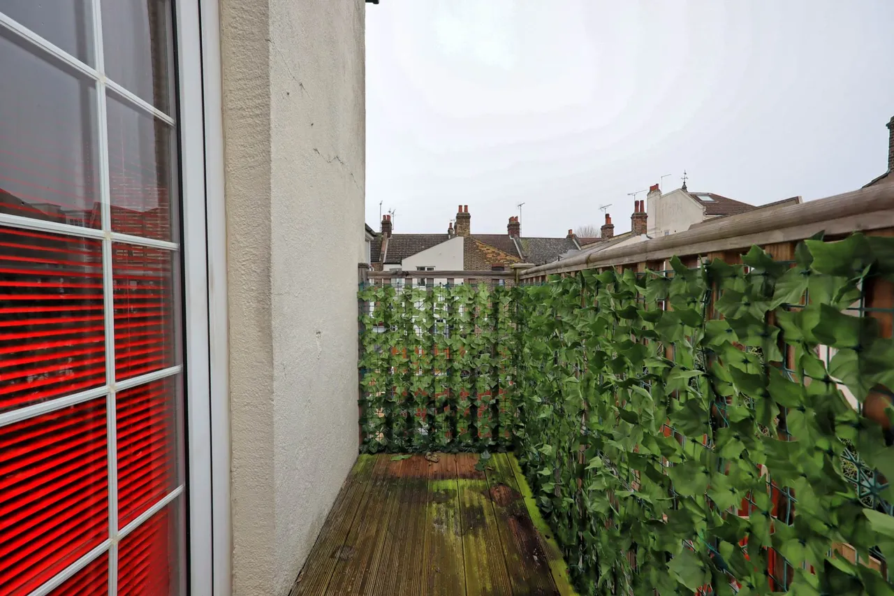 Cambridge Road, Southend On Sea, SS1 1ER, photo 7
