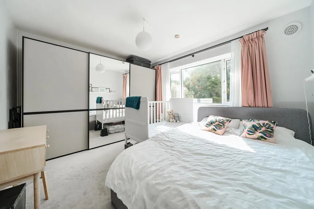 Warwick Road, London, N11, photo 4