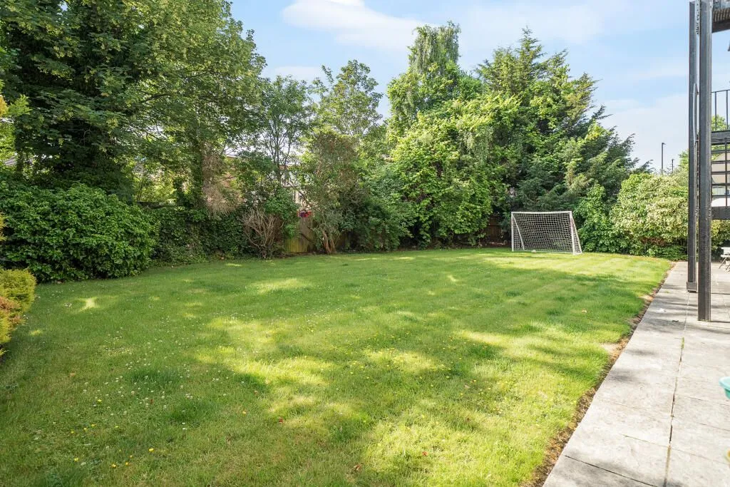 Warwick Road, London, N11, photo 7