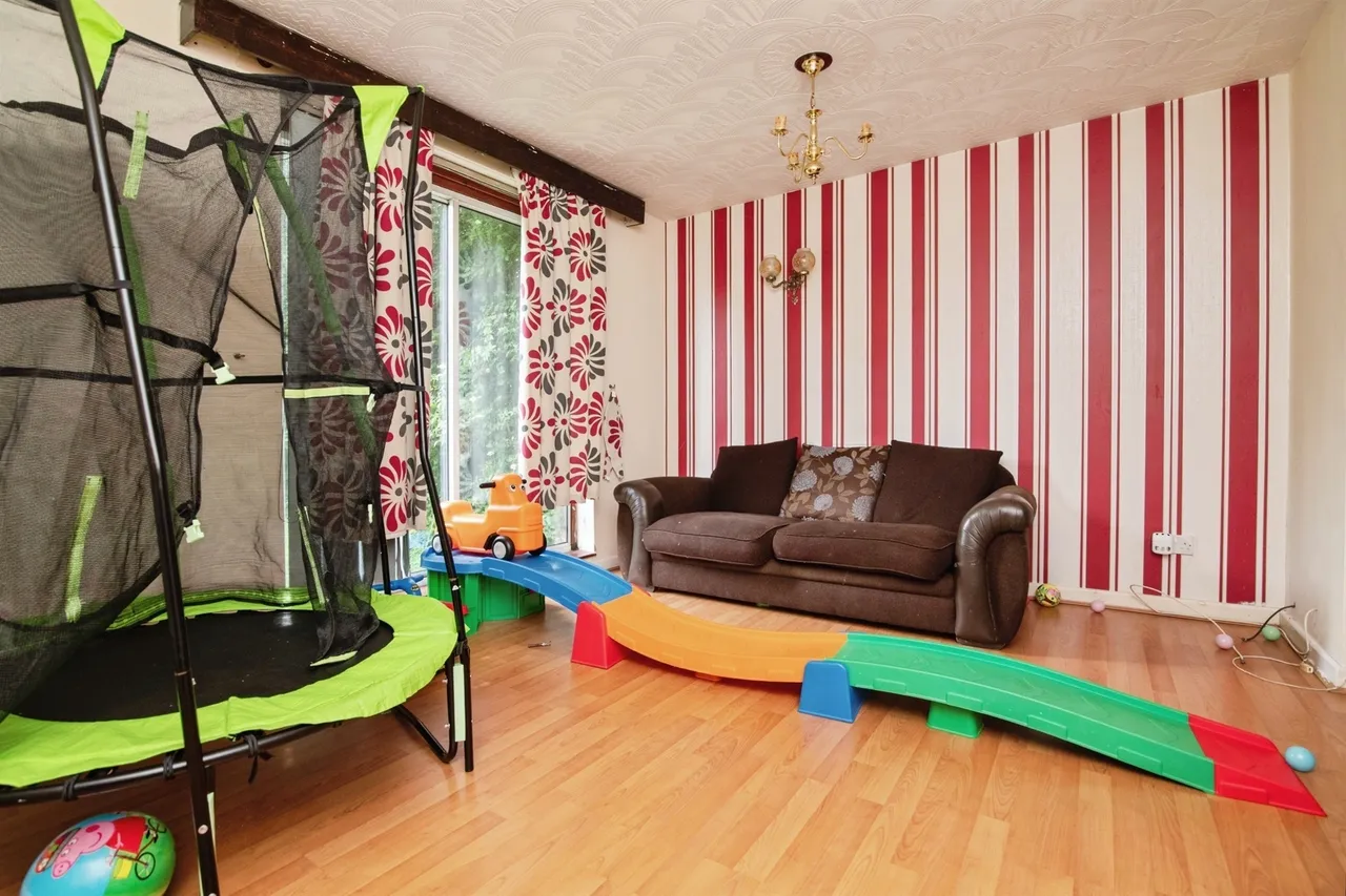 Ruskin Street, West Bromwich, B71, photo 8