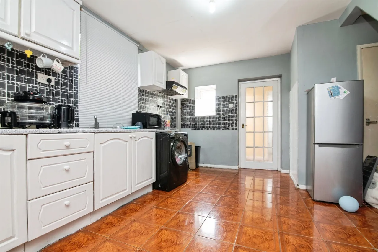 Ruskin Street, West Bromwich, B71, photo 4