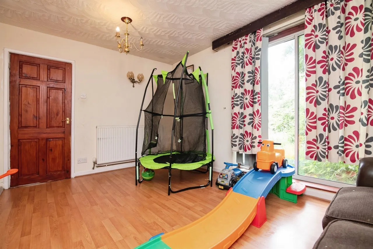 Ruskin Street, West Bromwich, B71, photo 7