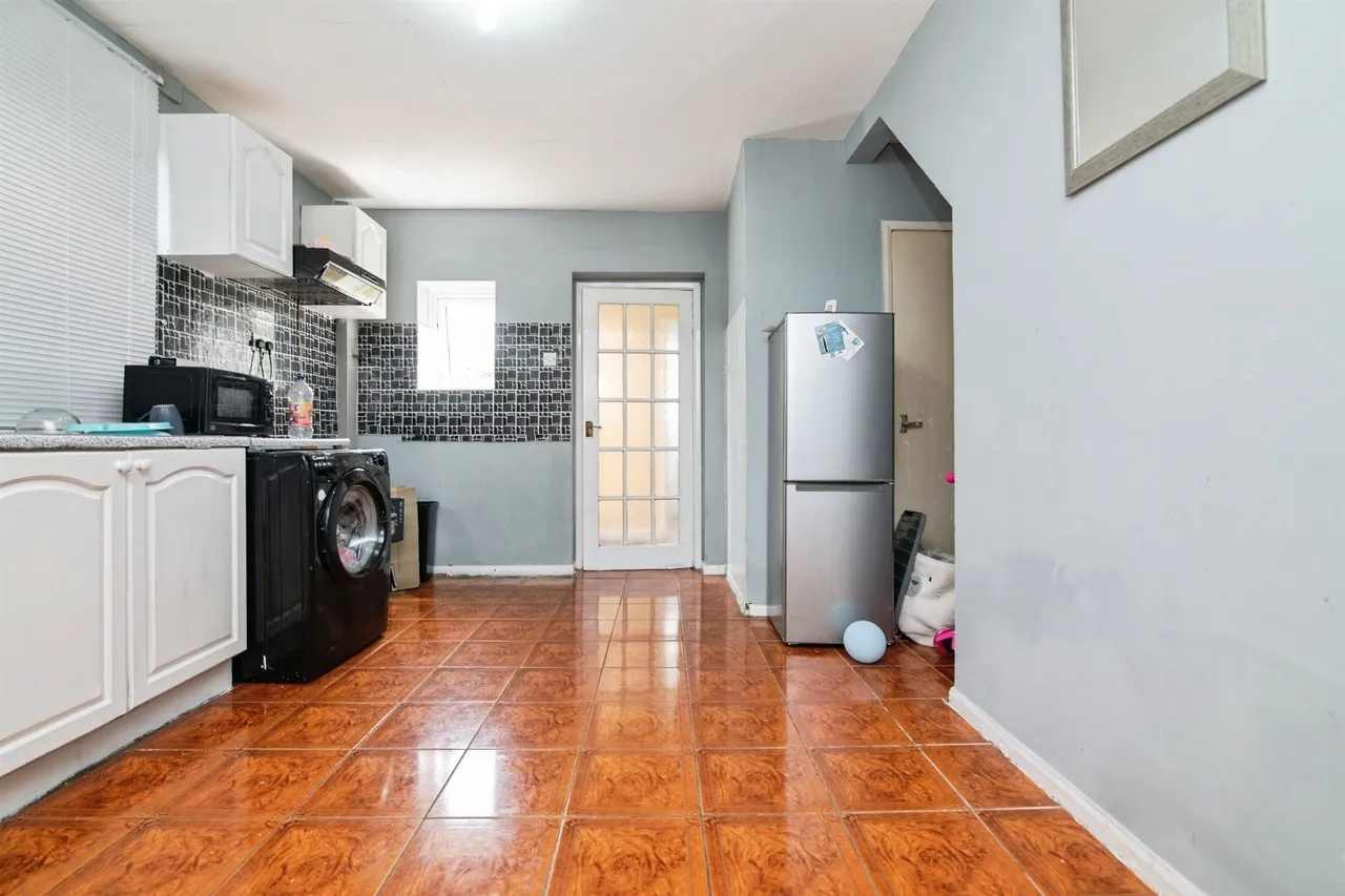 Ruskin Street, West Bromwich, B71, photo 6