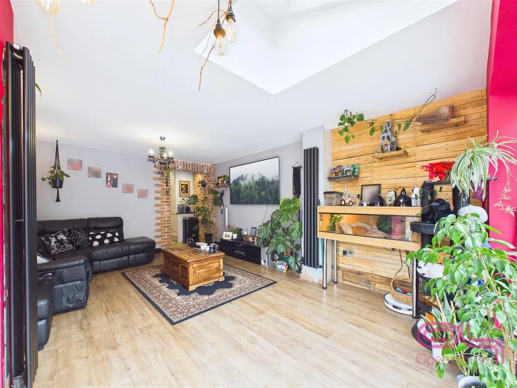Rink Drive, Swadlincote, DE11, photo 6