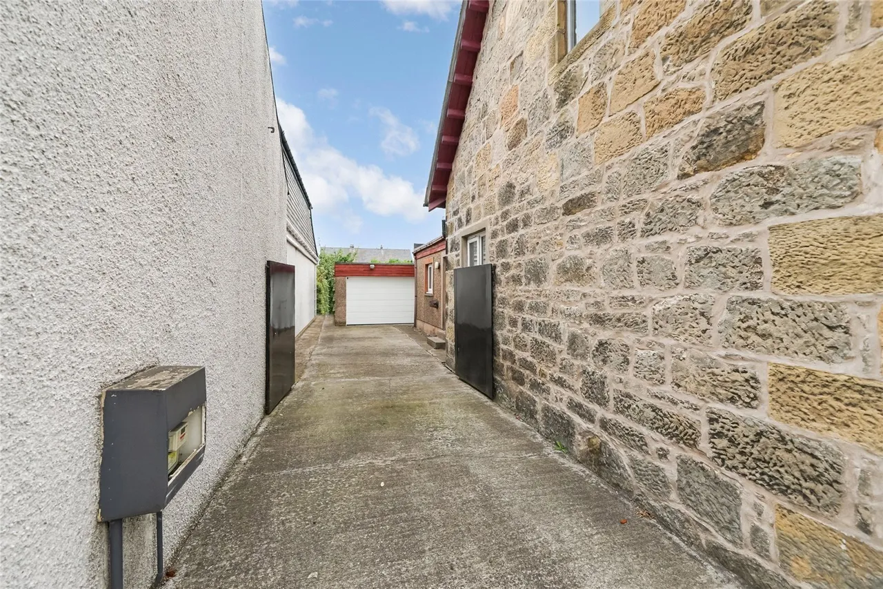 Tryst Road, Stenhousemuir, Larbert, Stirlingshire, FK5, photo 18