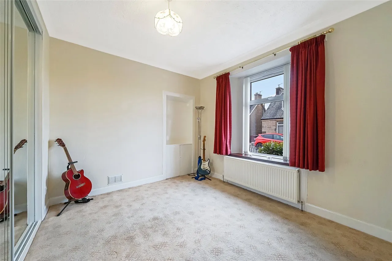Tryst Road, Stenhousemuir, Larbert, Stirlingshire, FK5, photo 11