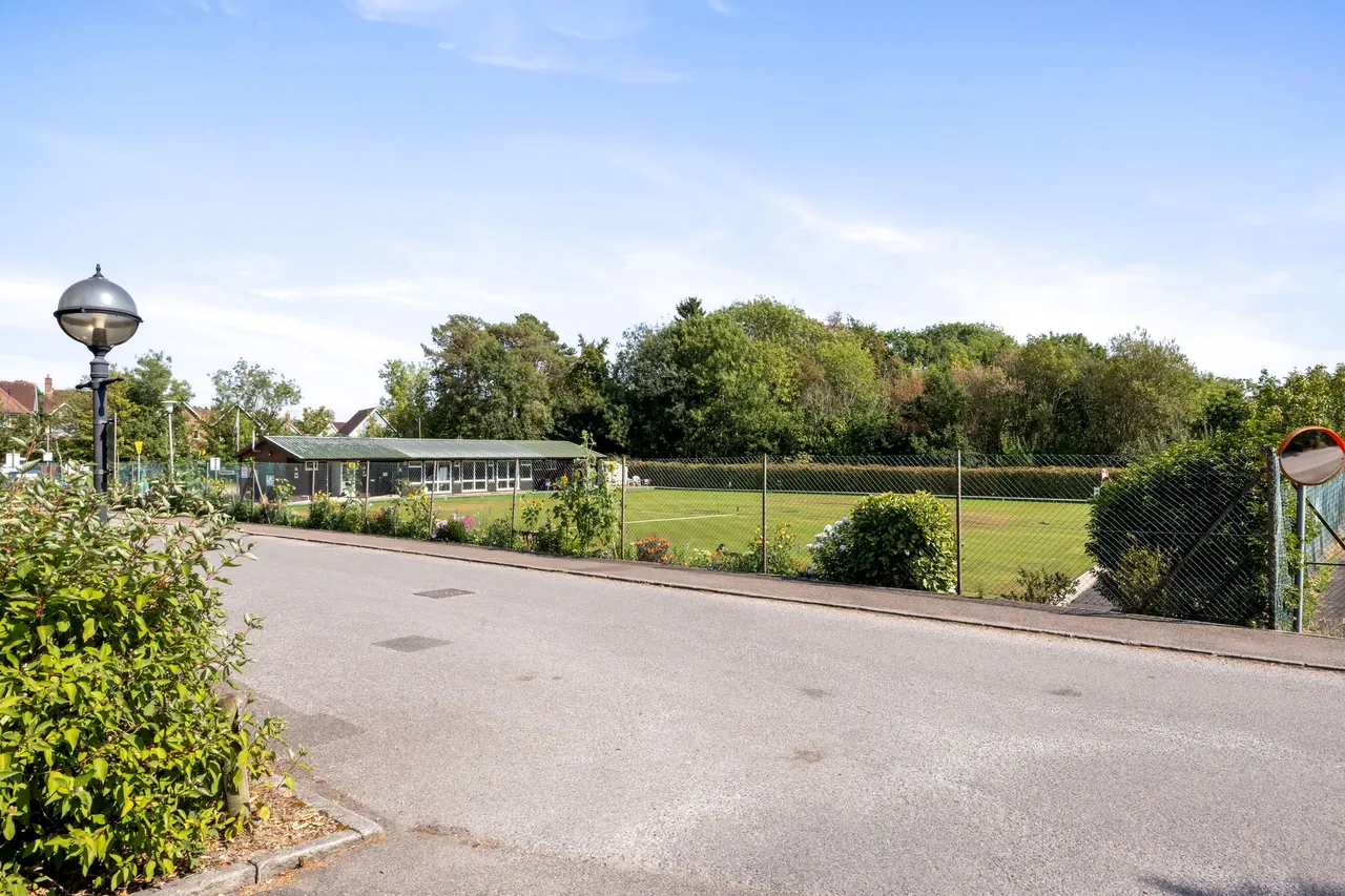 Southdowns Park, Haywards Heath, RH16, photo 11