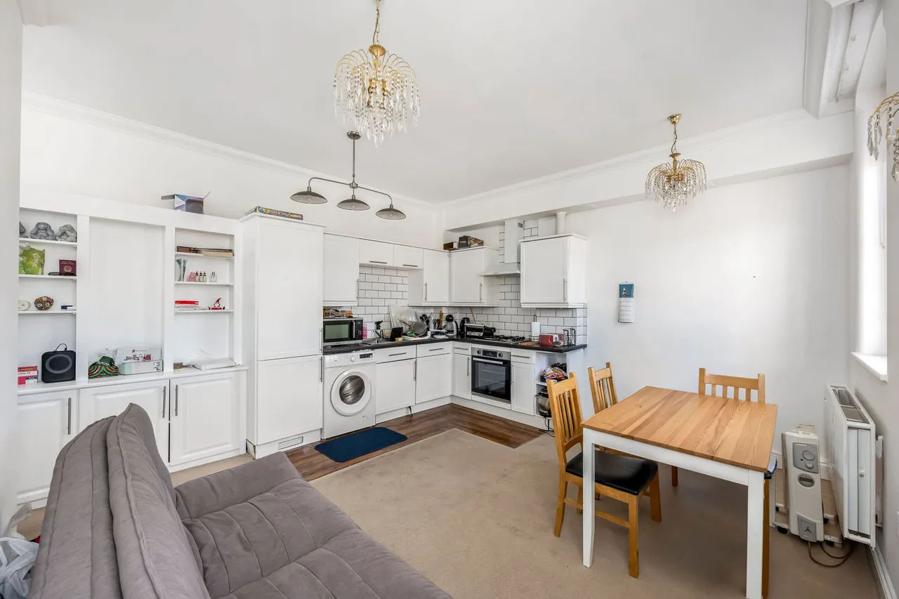 Southdowns Park, Haywards Heath, RH16, photo 2
