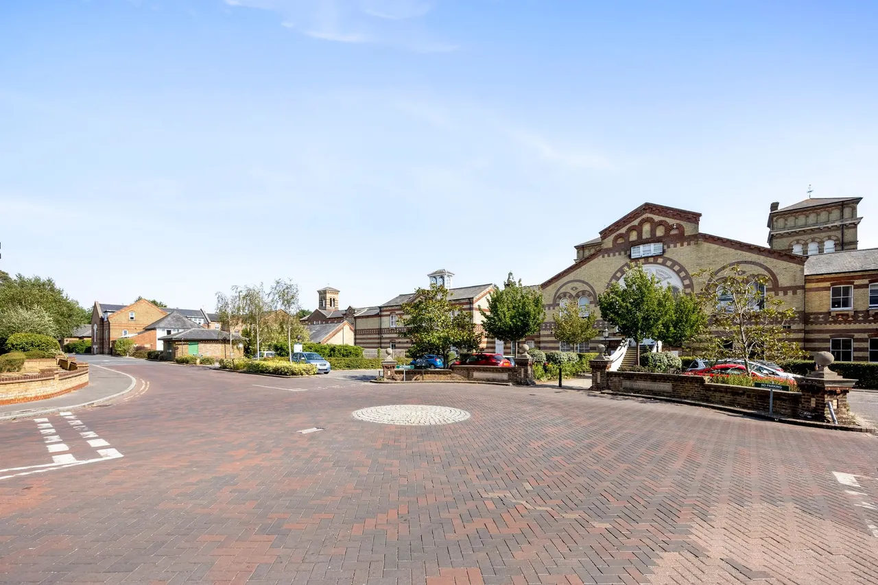 Southdowns Park, Haywards Heath, RH16, photo 10